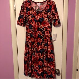 LuLaRoe Medium Nicole (with pockets!!!)